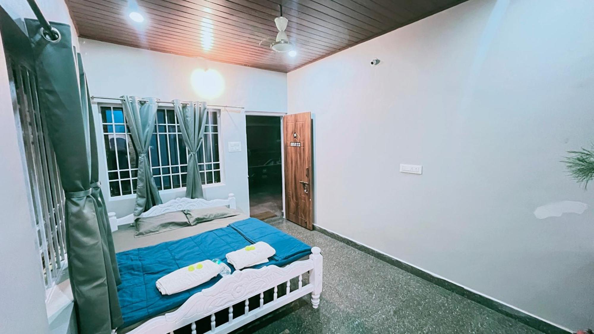 Gokarna Beach Stays By Tune Of Ocean מראה חיצוני תמונה